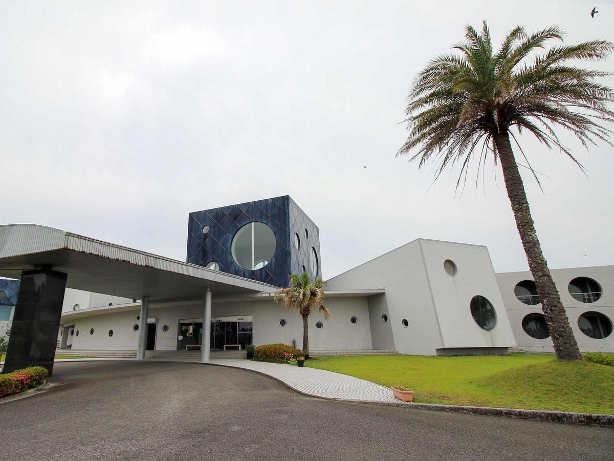 Miyazaki Kokusai Kuko Country Club Lodge Exterior photo