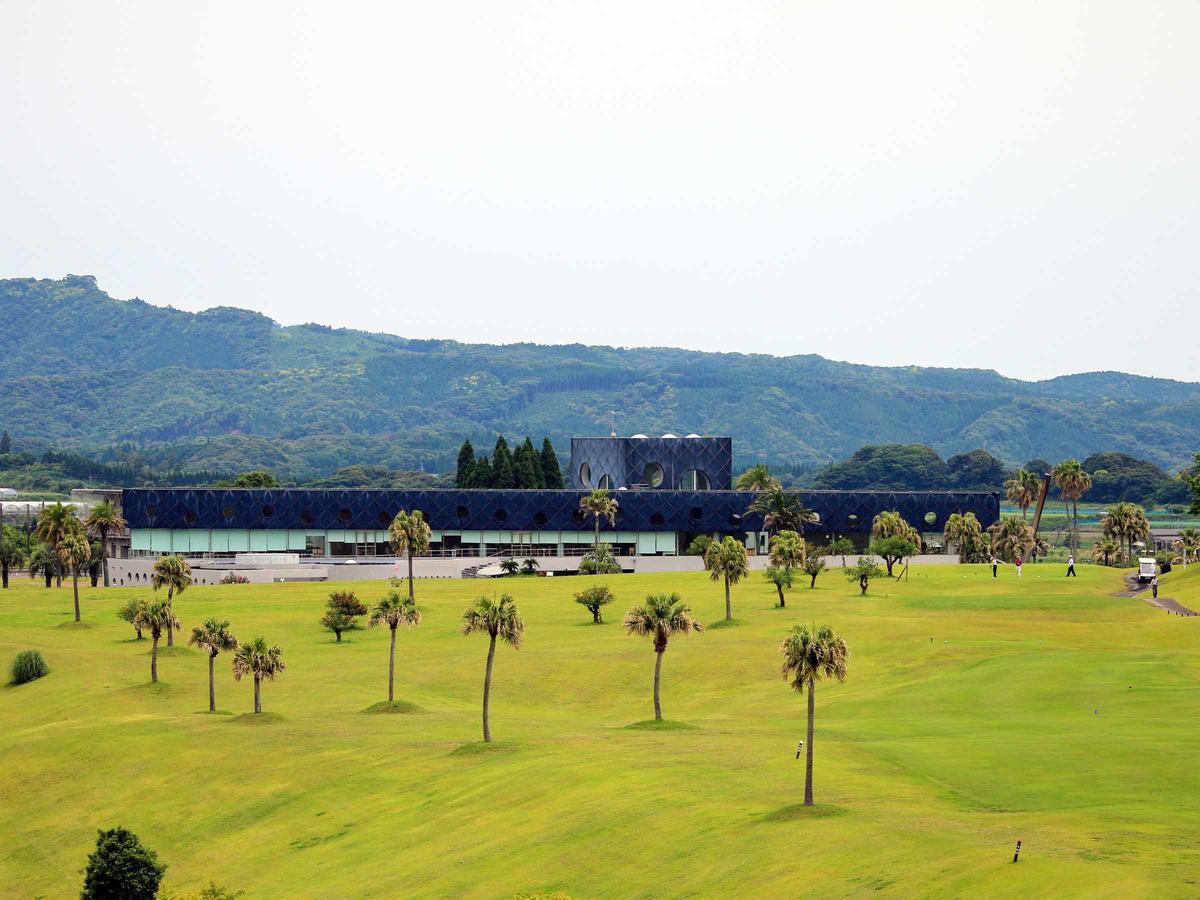 Miyazaki Kokusai Kuko Country Club Lodge Exterior photo